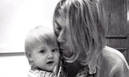 Kurt Cobain, la lettera della figlia Frances a 30 anni dalla morte: “Avrei voluto conoscere mio padre. Avrei voluto conoscere la cadenza della sua voce”