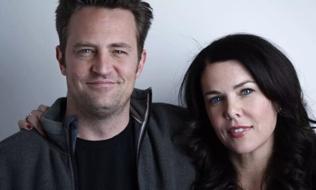 Lauren Graham ricorda Matthew Perr: “È sempre stato presente nella mia vita, è stato l’uomo che mi ha fatto ridere di più”