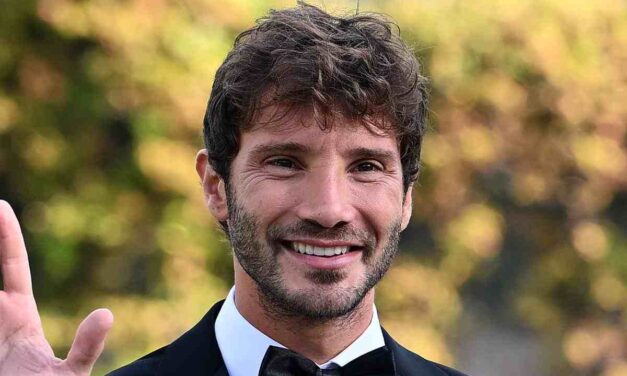 Stefano De Martino: “Sanremo? Sempre a disposizione se mi chiamano, sono in lista d’attesa. Per il dopo Amadeus credo ci voglia un senatore come Carlo Conti”