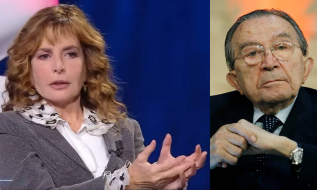 Giuliana De Sio: “Giulio Andreotti mi ha corteggiata, mi scriveva lunghe lettere. Fu un mio ex fidanzato marocchino a ritrovarle”