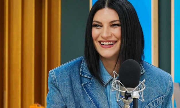 Laura Pausini compie 50 anni: “Siamo solo a metà del percorso, grazie a tutti per avere fatto di me la persona che sono”