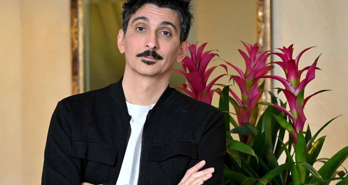 Fabrizio Biggio: “Ho fatto il dialoghista per la soap Vivere. Una pacchia tremenda per 1 milione e 800 mila lire a puntata”