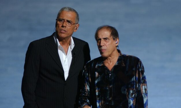 Teo Teocoli: “La Tv? Sembra tornata indietro di 50 anni, bravi come me non ce ne sono. Celentano mi ha chiesto di fare qualcosa insieme”