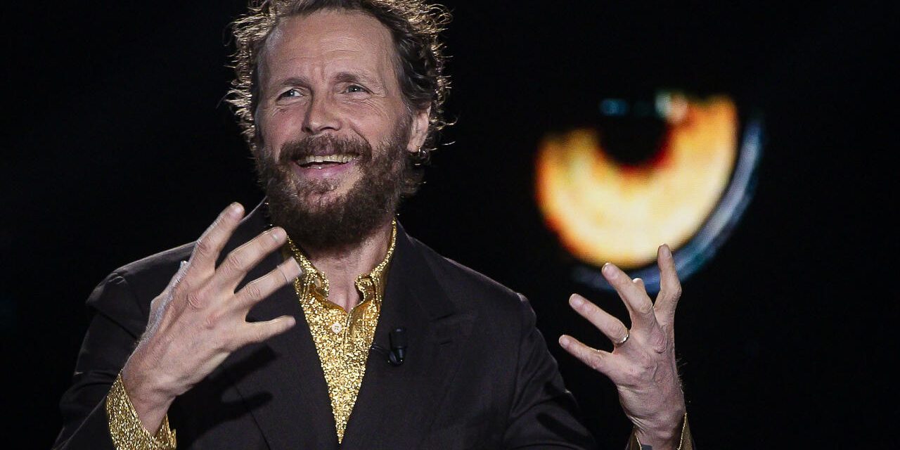 Jovanotti: “Con le donne prima della fama ero un fallimento totale. Pensai di avercela fatta quando sentii una mia canzone arrivare da una radio”