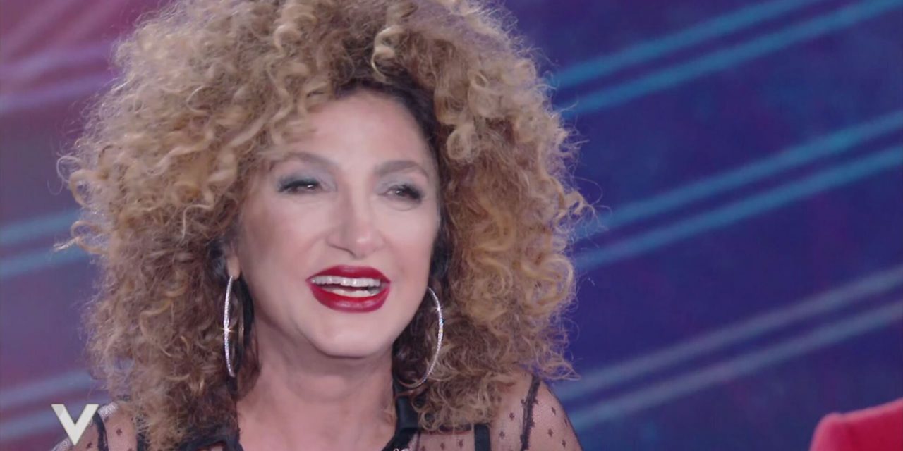 Marcella Bella e l’ultimo posto al Festival di Sanremo: “Arrivare così in fondo è un colpo di fortuna, tanti grandi sono arrivati ultimi: da Vasco Rossi a Zucchero a Tananai”