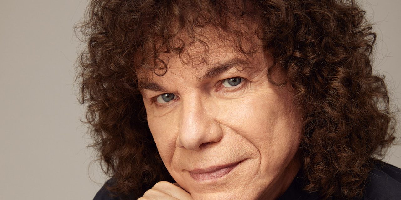 Riccardo Cocciante: “Margherita? Non so se dietro ci fosse realmente una donna, ma all’inizio non mi piacque quel nome. Sanremo? Non mi piace ripetere le esperienze!”