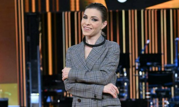 Loredana Errore: “Sono stata adottata a 3 mesi. Prima dell’incidente ho visto Padre Pio, ero immobilizzata all’80%”