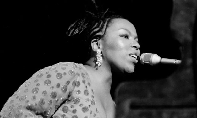 Addio a Roberta Flack, voce di Killing Me Softly with His Song