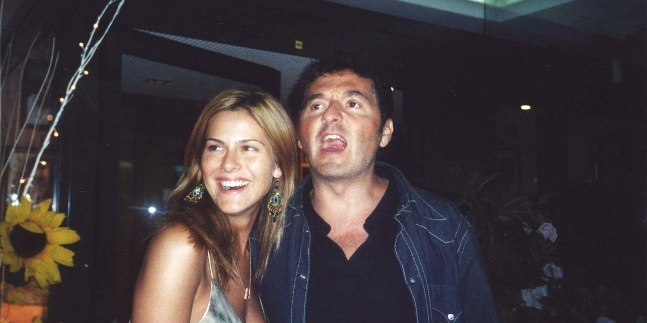 Thais Wiggers: “Ho fatto il provino con Elena Santarelli, stavo imparando l’italiano. Teo Mammuccari? Con lui è stato difficile il dialogo per 18 anni e tuttora lo è!”