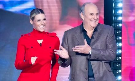 Gerry Scotti ricorda i 30 anni di amicizia con Michelle Hunziker: “La conobbi a Buona Domenica quando aveva 17 anni, era giovanissima”