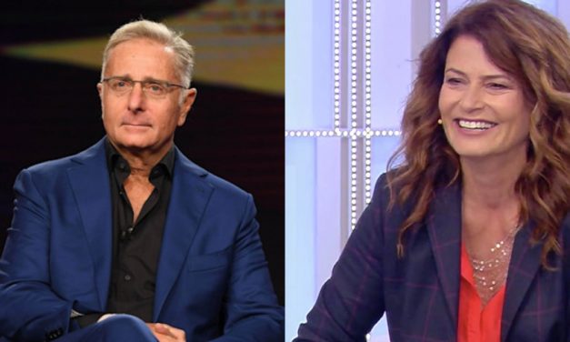 Paolo Bonolis risponde a Carlotta Brambilla Pisoni: “Non l’ho presa e gettata nell’umido. Non è una colpa se preferivo Manuela Blanchard”