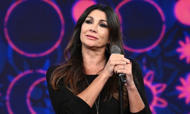 Luisa Corna: “Mi riconoscono le doti di cantante e anche quelle di attrice, ho una preparazione a 360 gradi”