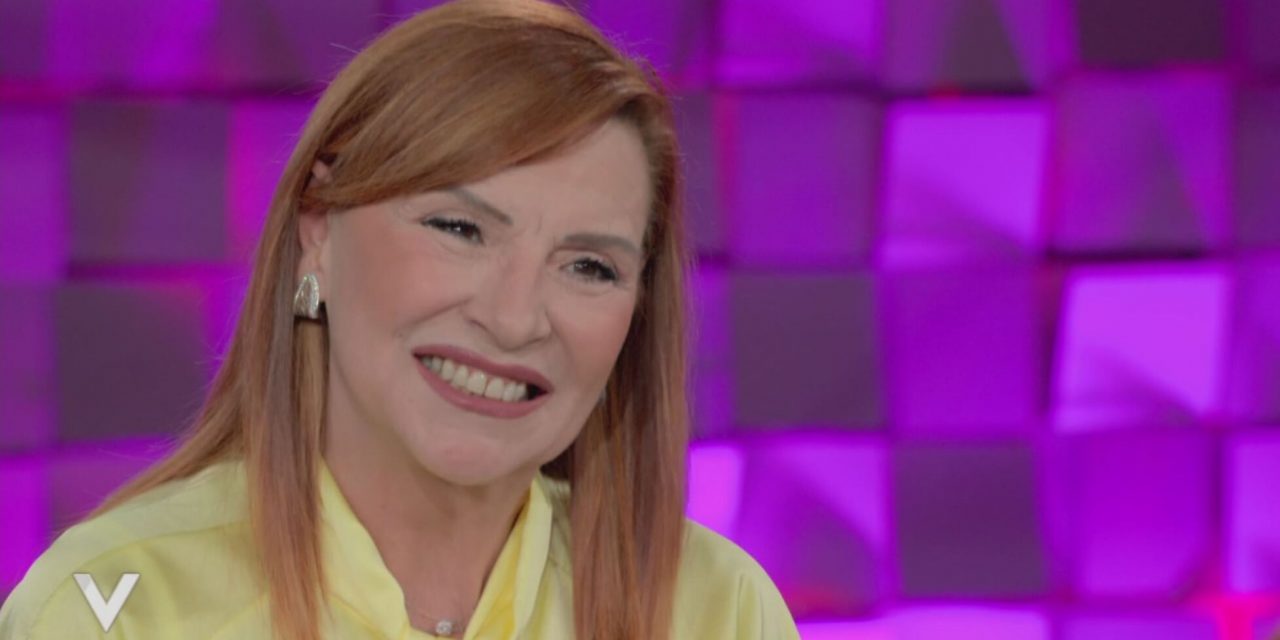 Patrizia Rossetti: “Sono nata settimina in casa. Mio padre mi portò in Lambretta all’ospedale. Quando ho fatto Sanremo io ero già segretaria d’azienda”