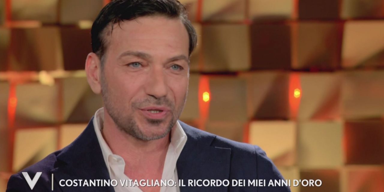 Costantino Vitagliano: “La malattia? Faccio da cavia alle sperimentazioni. Dal lunedì al mercoledì sto male perché mi iniettano dei farmaci, gli altri giorni mi riprendo”