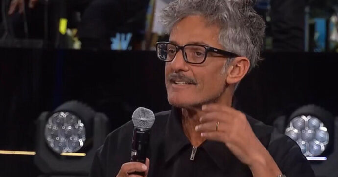 Fiorello torna su Radio2 con ‘Radio Show La Pennicanza’: “Si chiama così, perchè a quest’ora faccio una pennica! Amadeus? Non possiamo nominarlo, è il Voldemort di Rai1”