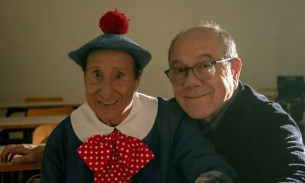 Vita da Carlo, Paramount+ ricorda Alvaro Vitali: “Ci hai fatto ridere, riflettere, e anche un po’ commuovere”