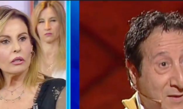 Stefania Corona su Alvaro Vitali: “Ci separiamo, ho un nuovo amore. Al momento, viviamo tutti nella stessa casa, è come se avessimo dei mini appartamenti”
