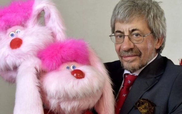 Addio a Enrico Valenti