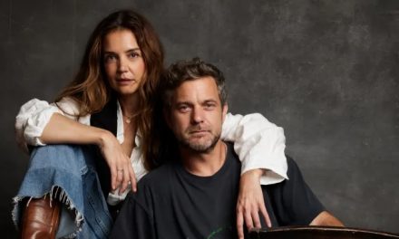 Katie Holmes e Joshua Jackson di nuovo insieme sul set! Dopo Dawson’s Creek lavoreranno ad una trilogia cinematografica