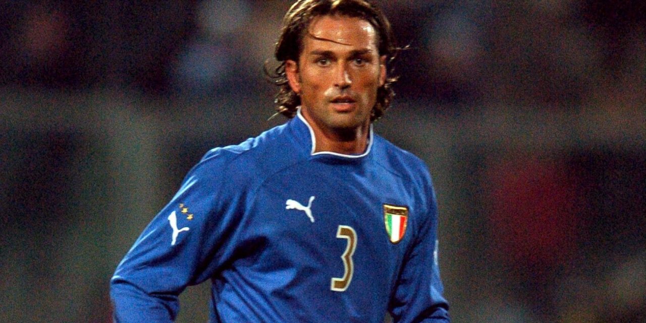 Stefano Bettarini: “Il calcio? Milan e Juve non mi vollero, ero troppo bello per fare il calciatore! Negli anni ho investito e oggi non lavoro e mi godo la vita”