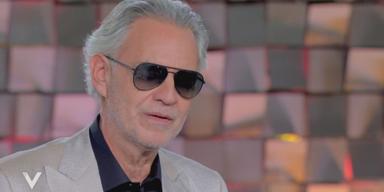 Andrea Bocelli: “Un discografico disse che potevo cantare al massimo in chiesa ai matrimoni”