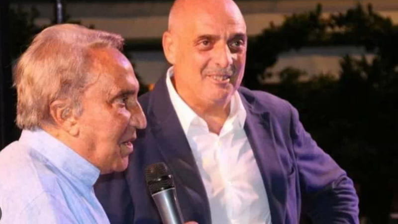 Paolo Brosio: “Emilio Fede mi trattava male perché mi voleva bene. Quando gli dissi che avevo firmato con la Rai mi tirò dietro una macchina da scrivere”