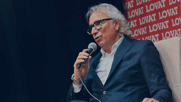 Andrea Carnevale: “Paola Perego? Piaceva a Maradona, rubai il foglietto con il suo numero dai suoi pantaloni. Mio padre? Uccise mia madre brutalmente!”