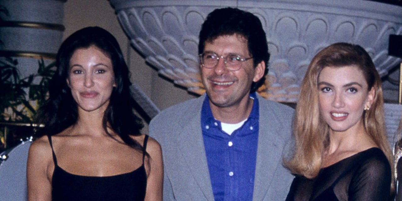 Adriana Volpe ricorda Fabrizio Frizzi: “Ai tempi di ‘Scommettiamo che?’ regalò, per Natale, un lingottino d’argento con un’incisione a tutti. Era sempre accogliente”