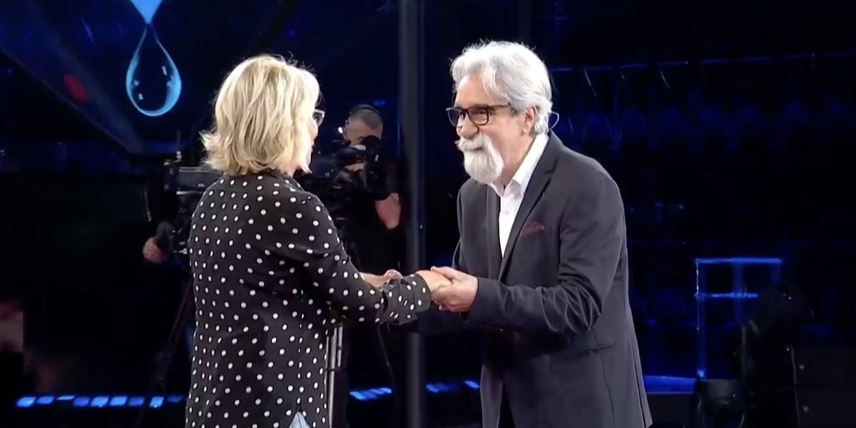 Beppe Vessicchio, il ricordo di Maria De Filippi: “Un grande Maestro, non solo d’orchestra ma di vita”
