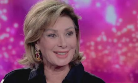 Edwige Fenech: “Da undici anni vivo a Lisbona, credo di essere una brava nonna”