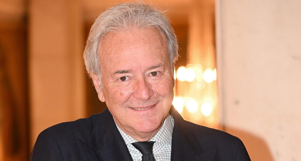 Corrado Tedeschi: “Raimondo Vianello mi vedeva come suo successore a Pressing. Appena lo disse mi si creò il vuoto intorno. Da quel momento mi fecero la guerra”