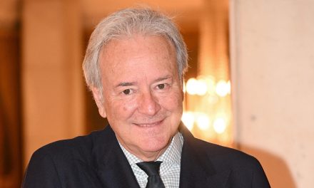 Corrado Tedeschi: “Raimondo Vianello mi vedeva come suo successore a Pressing. Appena lo disse mi si creò il vuoto intorno. Da quel momento mi fecero la guerra”