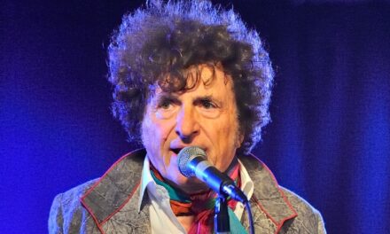 Inseguendo il Maestro, il nuovo album di Bernardo Lanzetti, storica voce della PFM