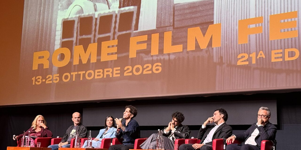 Je so pazzo arriva al cinema, Massimiliano Caiazzo: «Avevo paura di non essere all’altezza, ho dato tutto me stesso»