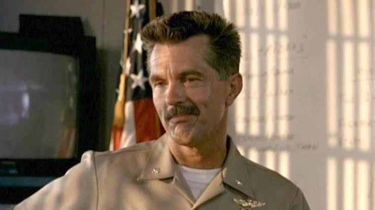 Morto Tom Skerritt, addio al capitano Dallas di Alien e al leggendario Viper di Top Gun: aveva 93 anni