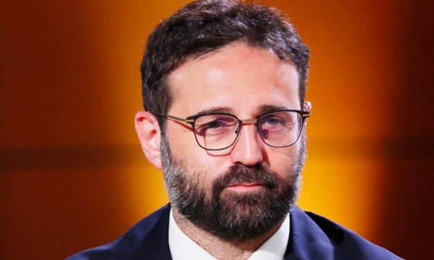 Sky Italia, Giuseppe De Bellis lascia il suo incarico